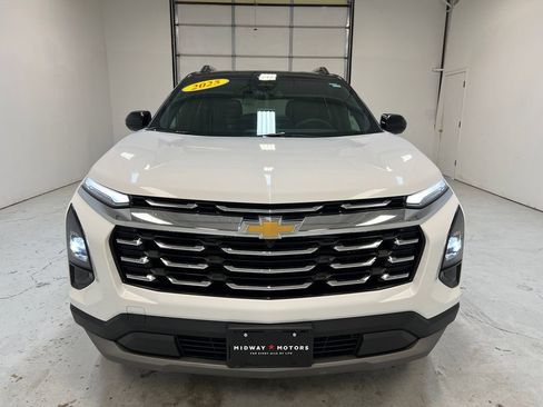 Used 2025 Chevrolet Equinox LT w/ Convenience Package II FWD image 13