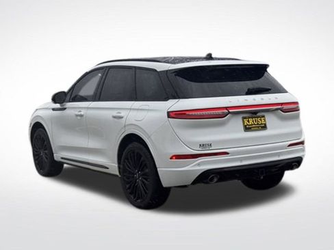 Used 2025 Lincoln Corsair AWD w/ Equipment Group 101A image 35