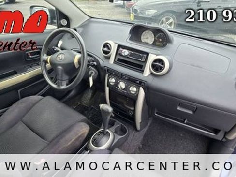 Used 2005 Scion xA FWD image 14