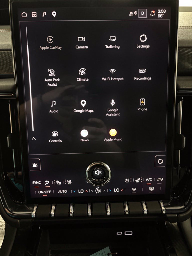 Used 2026 GMC Yukon XL AT4 AWD/4WD image 27