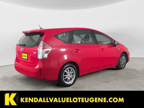 Used 2015 Toyota Prius V Two image 5