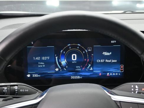 Used 2025 Chevrolet Equinox LT FWD image 11
