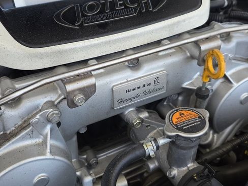 Used 2016 Nissan GT-R Premium AWD/4WD image 32