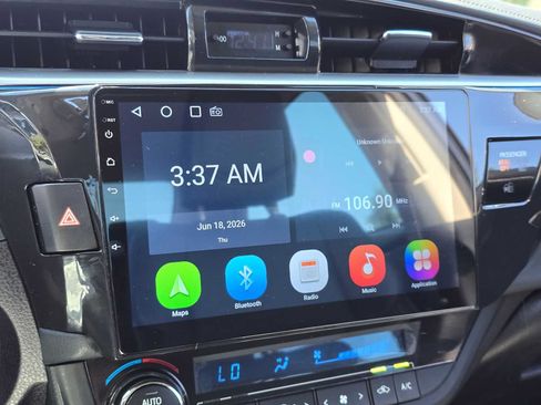 Used 2014 Toyota Corolla S FWD image 26