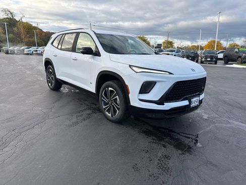 New 2026 Buick Enclave Sport Touring w/ Power Package image 4