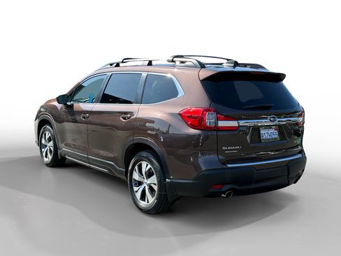 Used 2021 Subaru Ascent Premium w/ Convenience Package AWD/4WD image 3