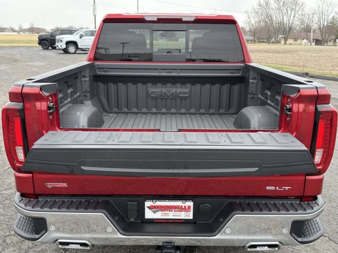 New 2026 GMC Sierra 1500 SLT w/ SLT Premium Plus Package image 8