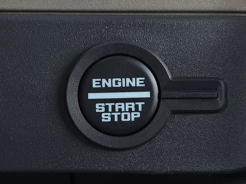 New 2025 Ford Bronco Outer Banks w/ Sasquatch Package image 16