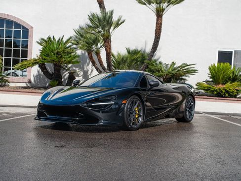 Used 2024 McLaren 750S image 14