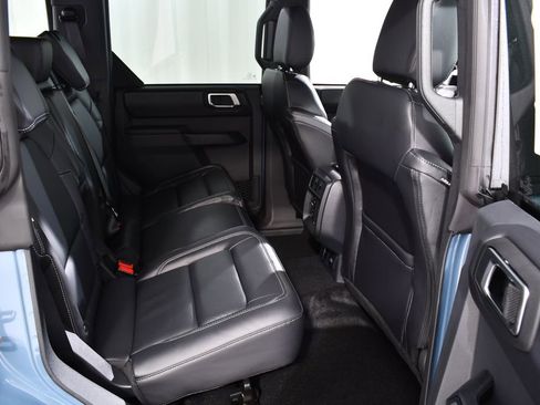 New 2025 Ford Bronco Outer Banks AWD/4WD image 19