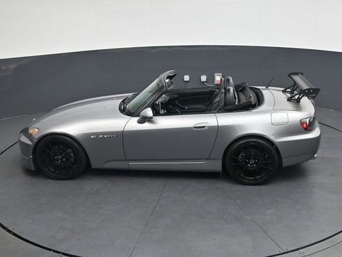 Used 2005 Honda S2000 image 22