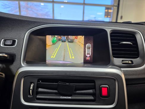 Used 2018 Volvo S60 T5 Inscription Platinum image 31