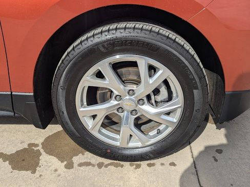 Used 2020 Chevrolet Equinox LT image 15