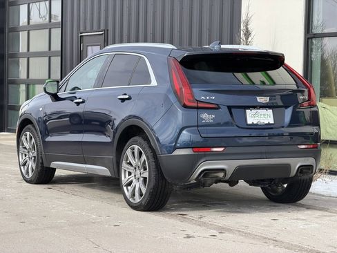 Used 2019 Cadillac XT4 Premium Luxury image 3