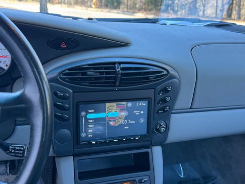 Used 1999 Porsche Boxster HEATED SEATS / MANUAL TRANSMIS image 32