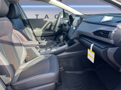 New 2025 Subaru Crosstrek 2.5i Limited image 17