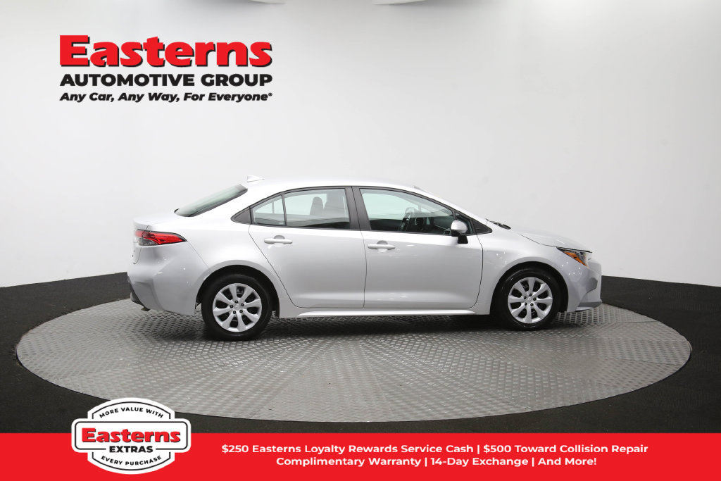 Used 2024 Toyota Corolla LE FWD image 43