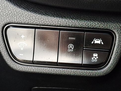 Used 2021 Kia Seltos S AWD/4WD image 24