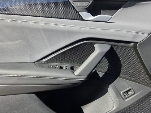 New 2026 Volkswagen Tiguan SE R-Line FWD image 19