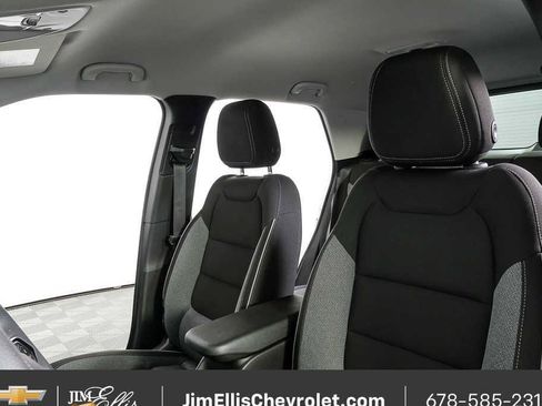 Certified 2025 Chevrolet TrailBlazer LT AWD/4WD image 5