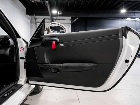 Used 2010 Porsche 911 GT3 RS image 24