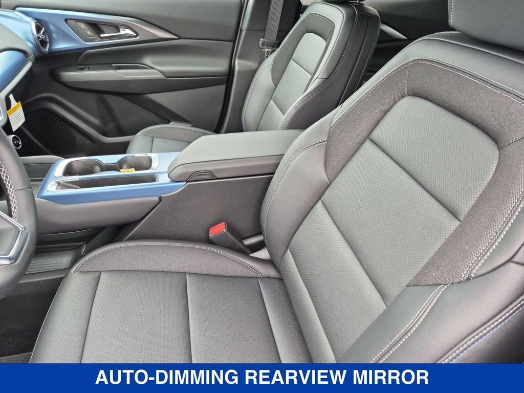 New 2026 Chevrolet Equinox EV LT AWD/4WD image 13