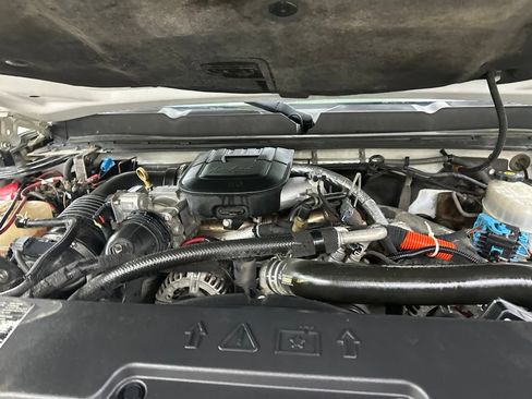 Used 2011 Chevrolet Silverado 2500 LTZ w/ Snow Plow Prep Package AWD/4WD image 18