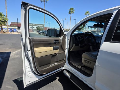 Used 2008 Toyota Tundra 2WD Double Cab image 8