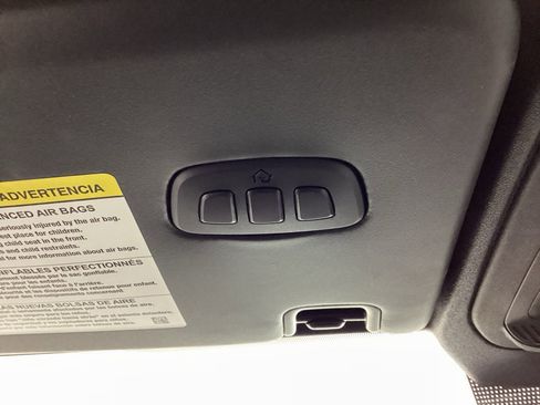 Used 2022 Ford Bronco Wildtrak image 25