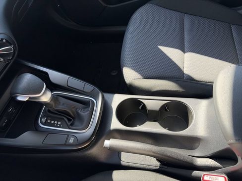 Used 2025 Kia Soul LX FWD image 20