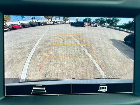 Used 2022 Chevrolet Silverado 1500 Custom image 13