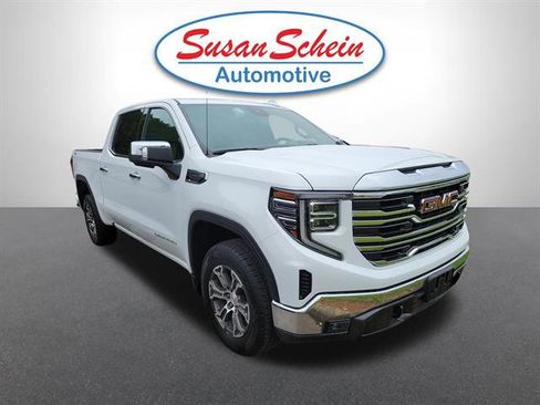 Used 2025 GMC Sierra 1500 SLT AWD/4WD image 3