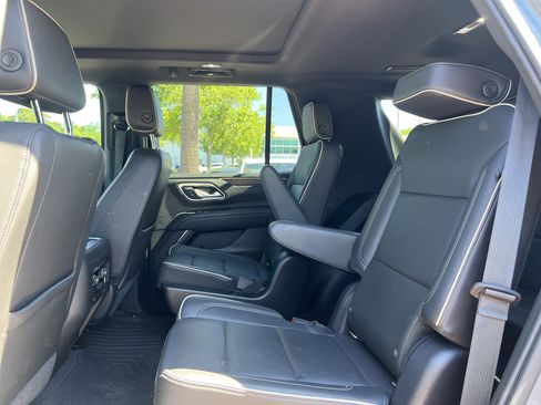 Used 2021 Chevrolet Tahoe Premier AWD/4WD image 31