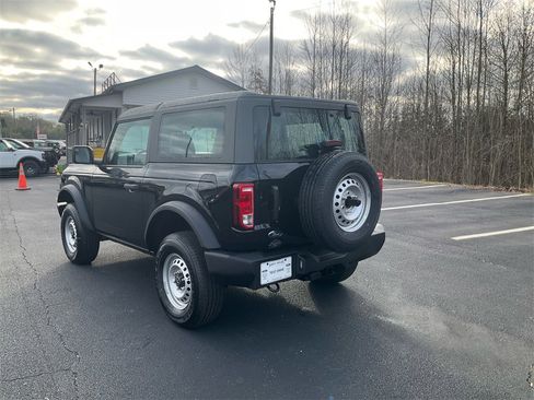 New 2025 Ford Bronco 2-Door image 7