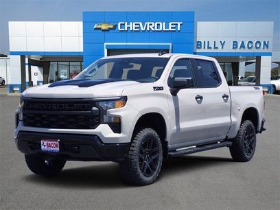 New 2026 Chevrolet Silverado 1500 Custom Trail Boss w/ Dark Appearance Package