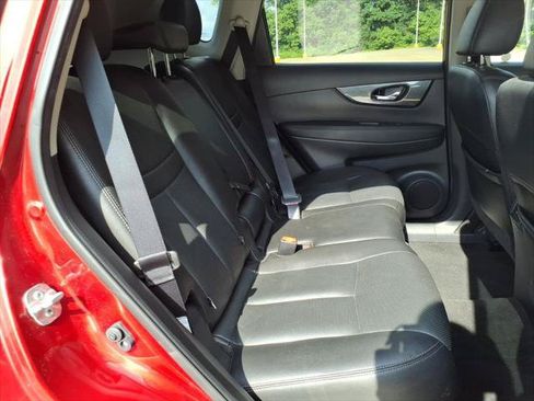 Used 2016 Nissan Rogue SL AWD/4WD image 10