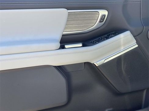 New 2026 Ford Expedition Max Platinum w/ Driver's Package image 16