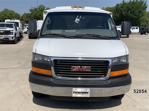 Used 2015 GMC Savana 3500 RWD image 12