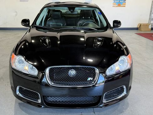 Used 2011 Jaguar XF R RWD image 2