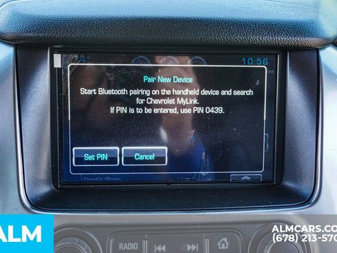 Used 2015 Chevrolet Suburban LT RWD image 39