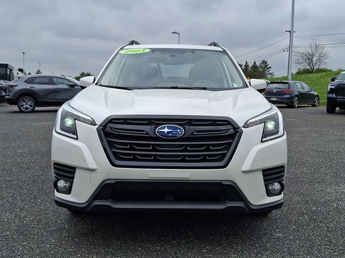 Used 2023 Subaru Forester Premium AWD/4WD image 2