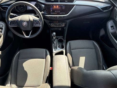 Used 2022 Buick Encore GX Select image 10