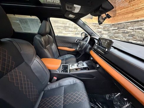 Used 2022 Mitsubishi Outlander SEL image 14