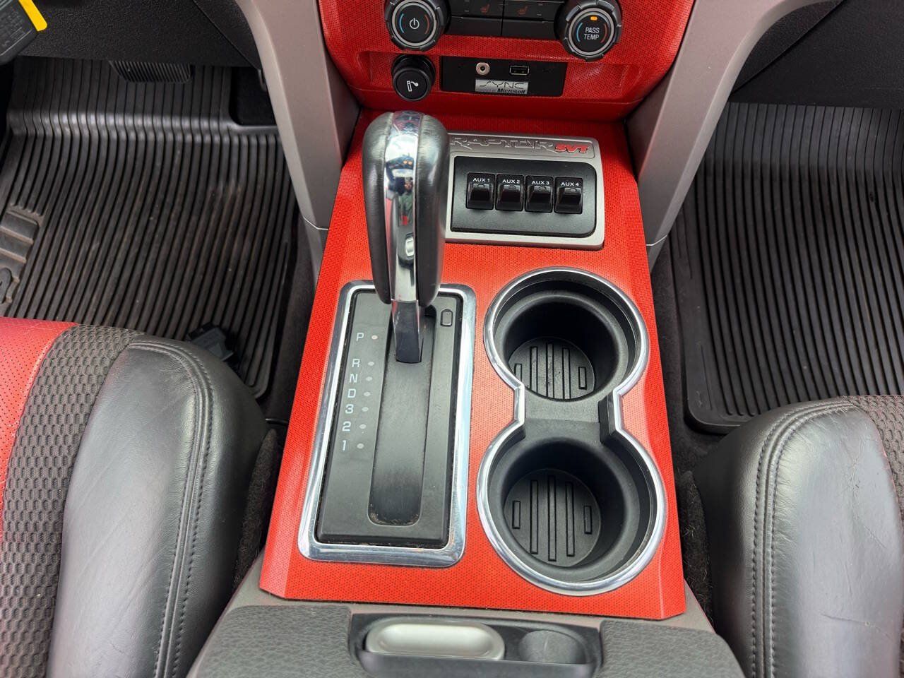Used 2010 Ford F150 Raptor AWD/4WD image 35
