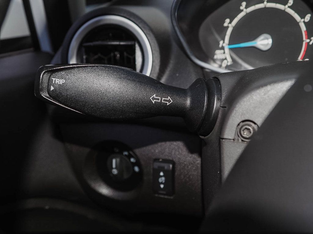 Used 2014 Ford Fiesta SE FWD image 18