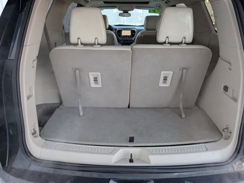 Used 2022 GMC Acadia Denali image 27