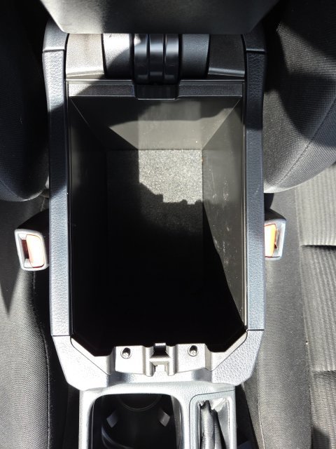 Used 2017 Toyota RAV4 LE w/ Carpet Mat Package FWD image 28