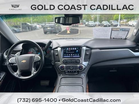 Used 2019 Chevrolet Suburban Premier AWD/4WD image 10