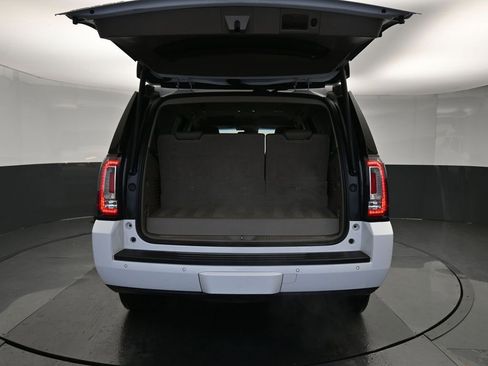 Used 2019 GMC Yukon SLT image 44