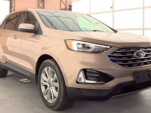 Used 2021 Ford Edge Titanium w/ Cargo Accessory Package FWD image 2